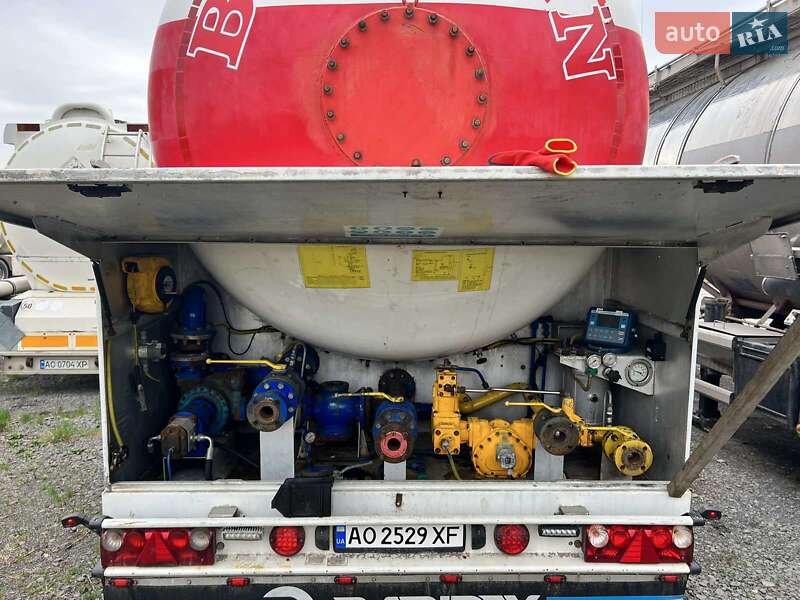 Цистерна полуприцеп Fluid CSP 2010 в Ужгороде фото 11 Цистерна полуприцеп Fluid CSP 2010 в Ужгороде