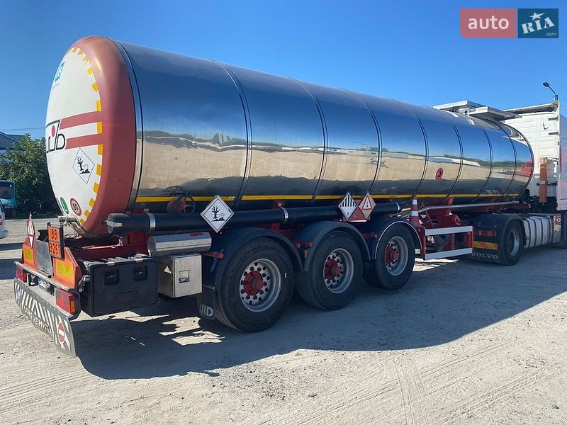 Цистерна полуприцеп Fluid CSP 2002 в Кременчуге