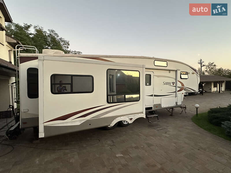 Дом на колесах Ford 2010 в Киеве фото 4 Дом на колесах Ford 2010 в Киеве