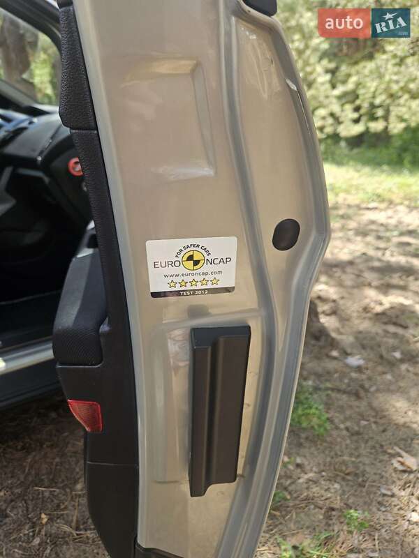 Микровэн Ford B-Max 2013 в Полтаве фото 12 Микровэн Ford B-Max 2013 в Полтаве