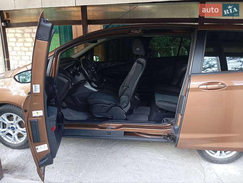 Микровэн Ford B-Max 2013 в Вольногорске