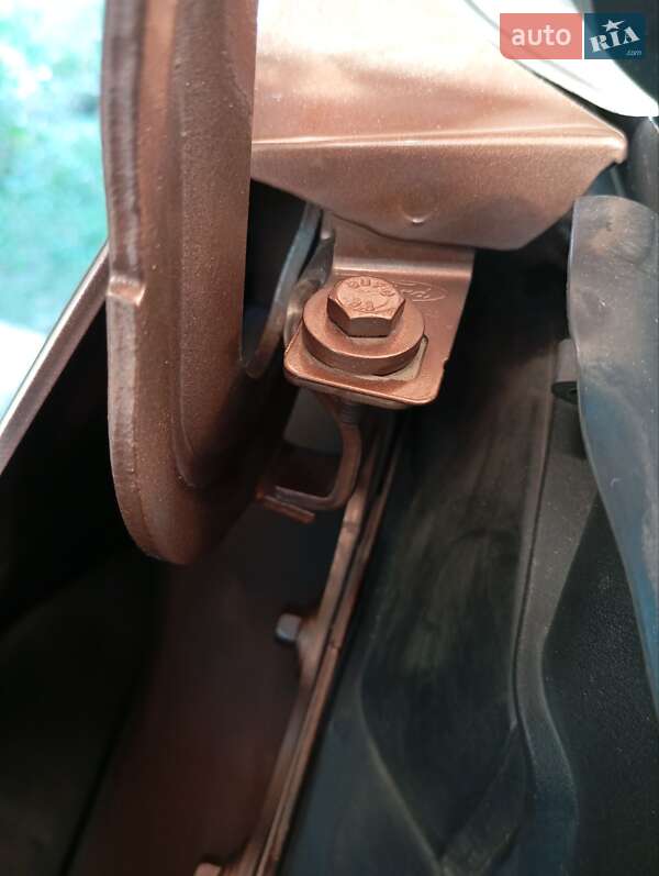 Микровэн Ford B-Max 2013 в Вольногорске