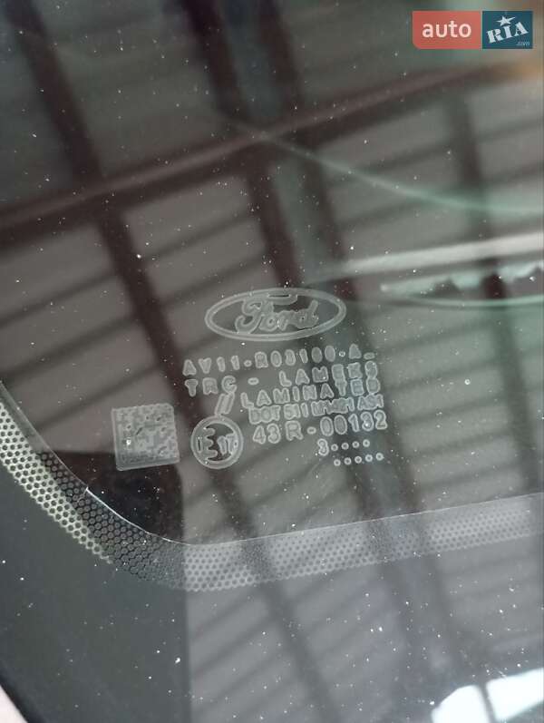 Микровэн Ford B-Max 2013 в Вольногорске