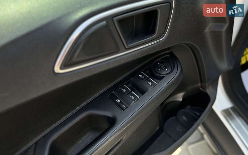 Мікровен Ford B-Max 2015 в Мукачевому