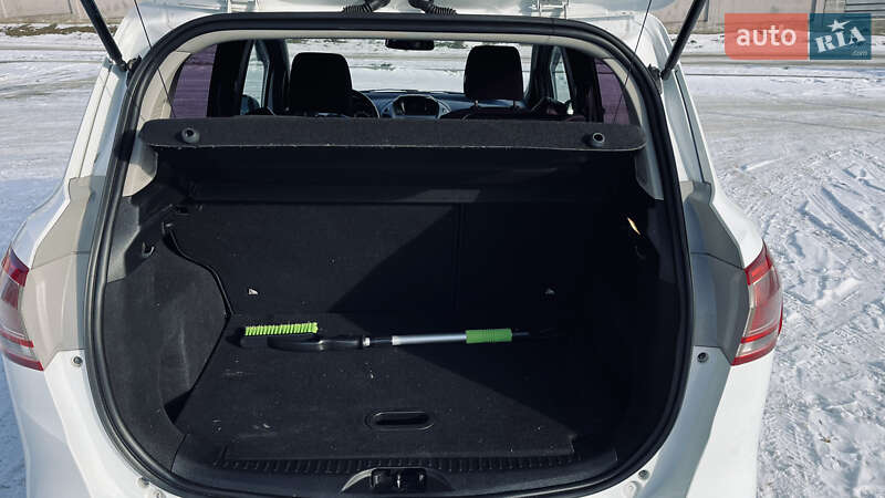 Микровэн Ford B-Max 2014 в Львове