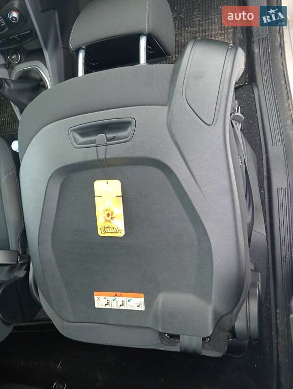 Микровэн Ford B-Max 2013 в Вороновице