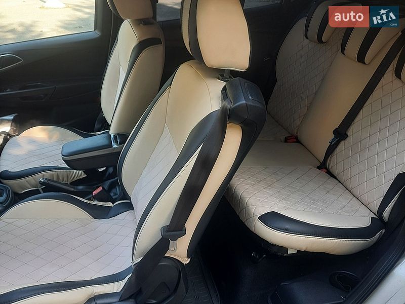 Мікровен Ford B-Max 2014 в Миколаєві фото 11 Мікровен Ford B-Max 2014 в Миколаєві