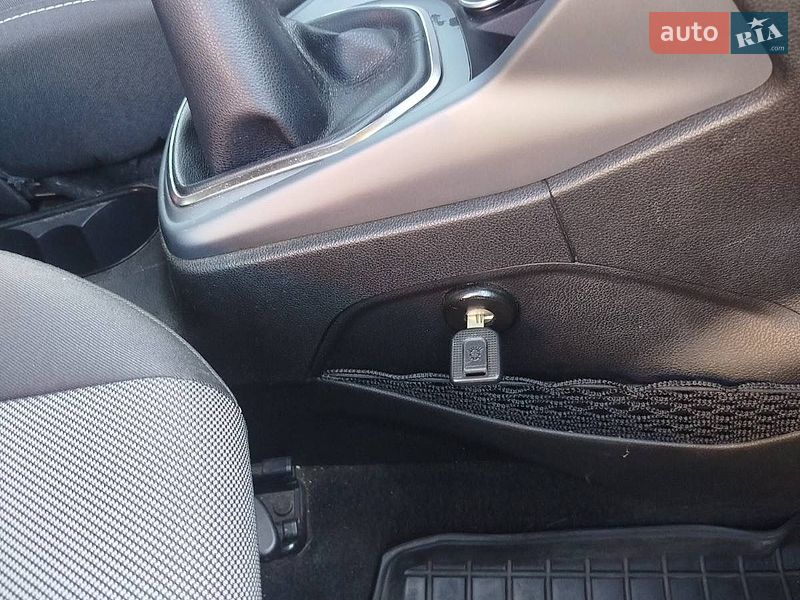 Мікровен Ford B-Max 2014 в Ужгороді