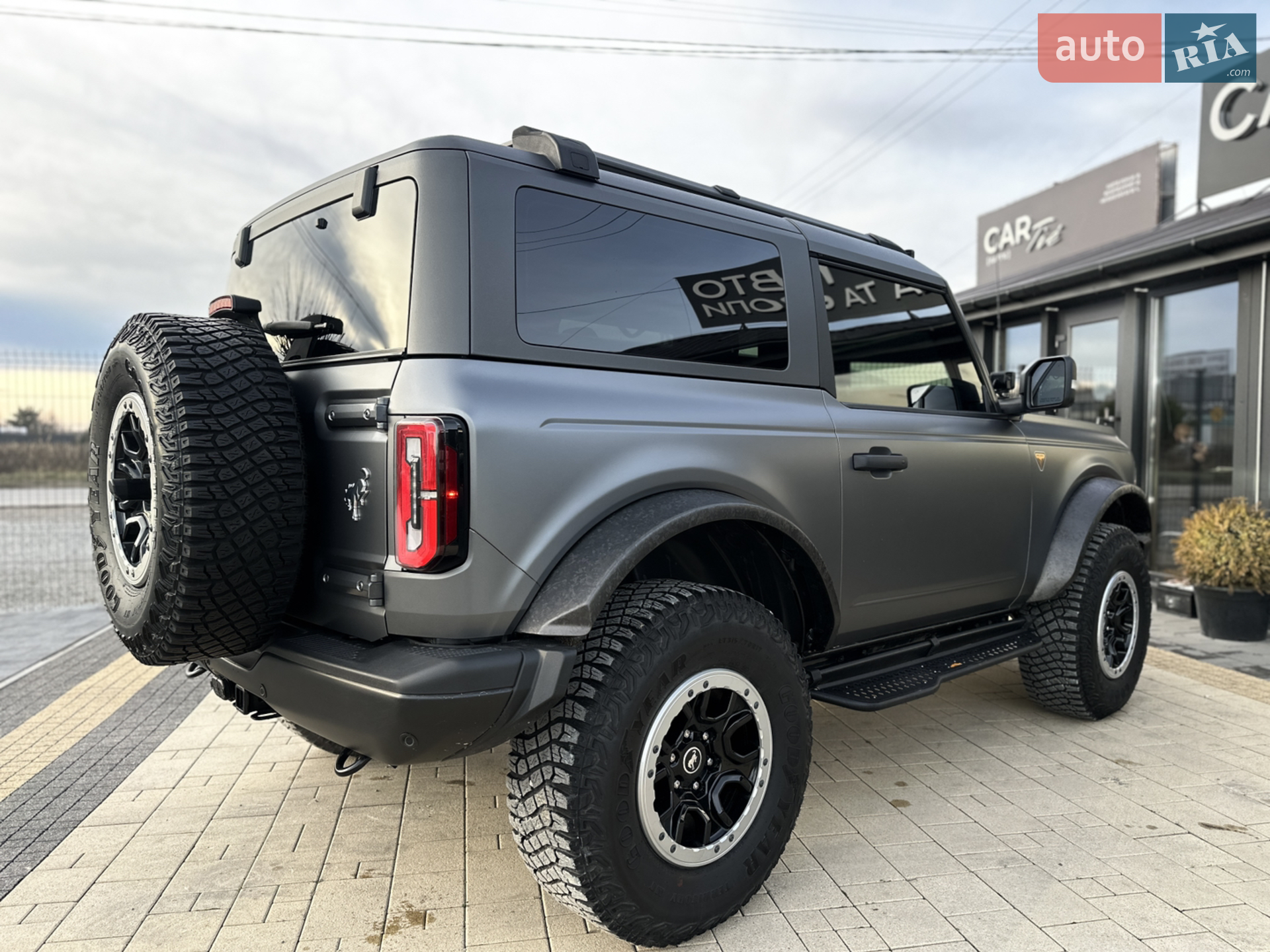 2022 Ford Bronco - мініатюра 16
