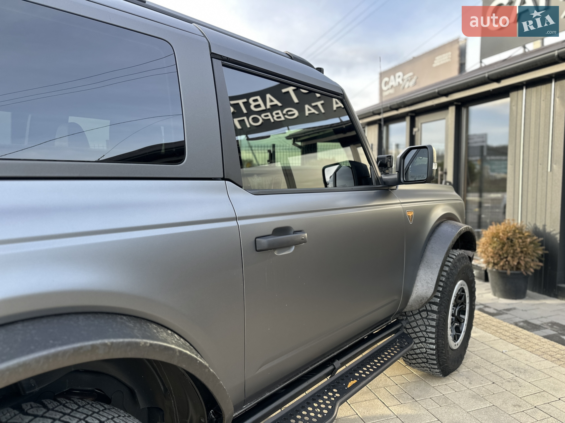 2022 Ford Bronco - мініатюра 21