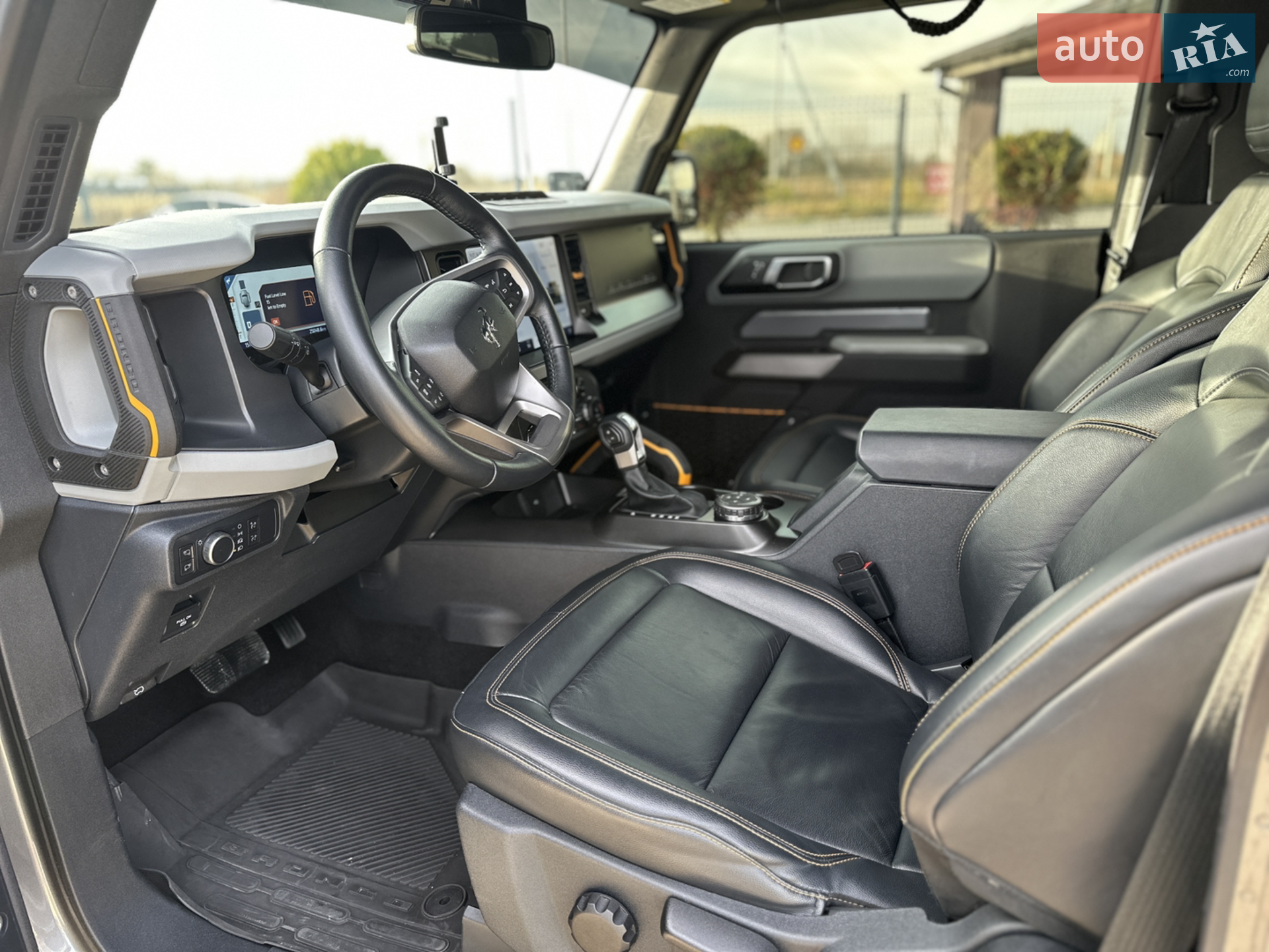 2022 Ford Bronco - мініатюра 30