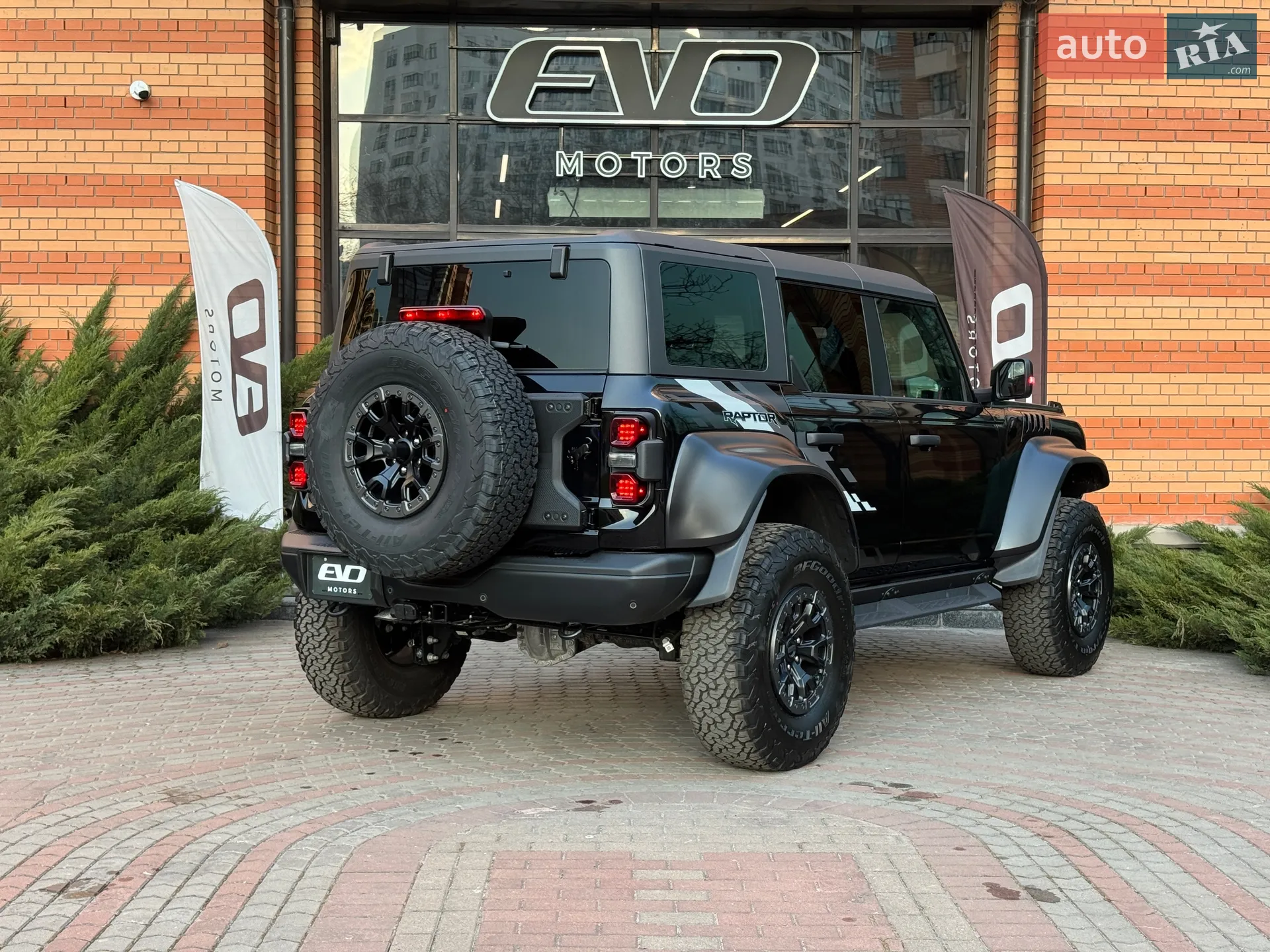 2025 Ford Bronco - мініатюра 14
