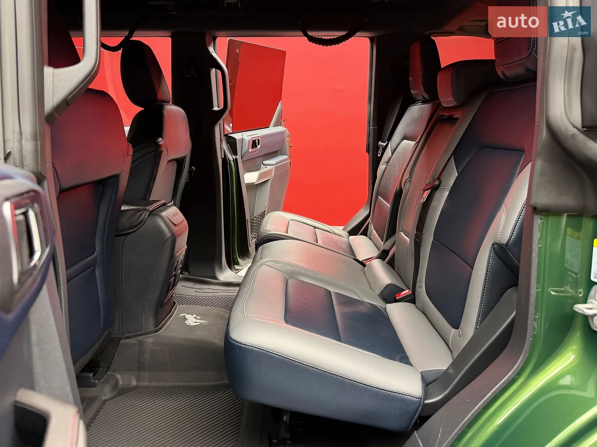 2022 Ford Bronco - мініатюра 39