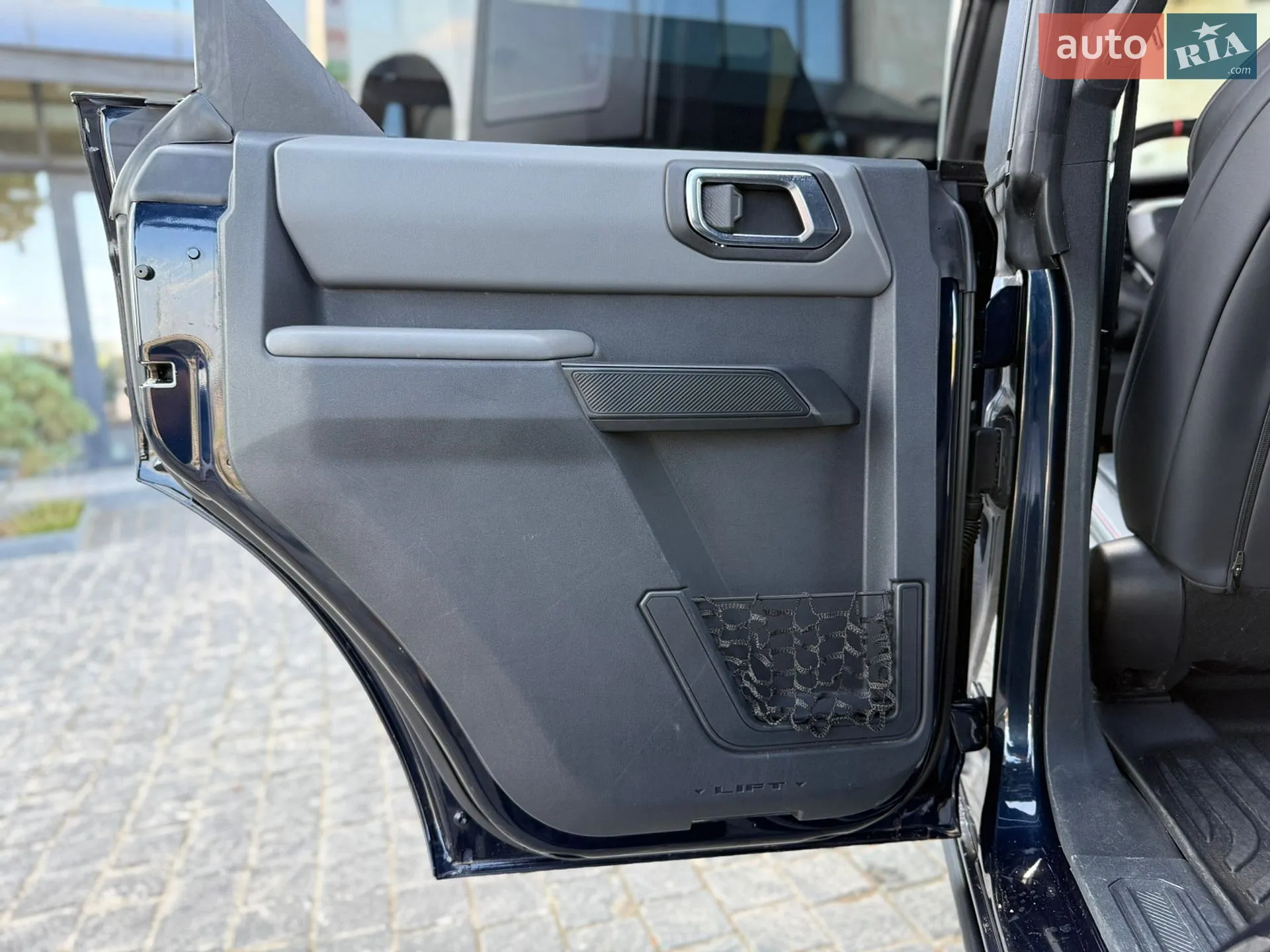 2021 Ford Bronco - мініатюра 42