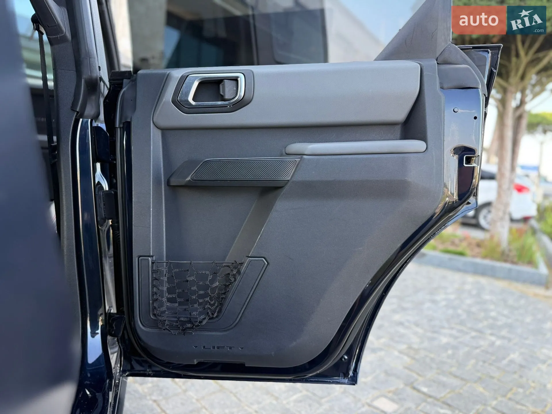 2021 Ford Bronco - мініатюра 50