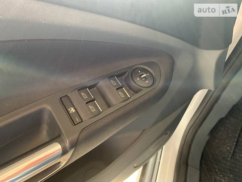 Хетчбек Ford C-Max 2013 в Миколаєві фото 9 Хетчбек Ford C-Max 2013 в Миколаєві