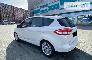 Седан Ford C-Max 2017 в 