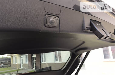 Хетчбек Ford C-Max 2012 в 