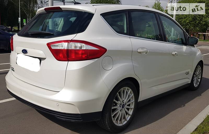 Хэтчбек Ford C-Max 2013 в Киеве