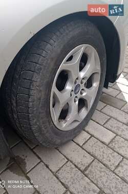 Хэтчбек Ford C-Max 2013 в Дрогобыче