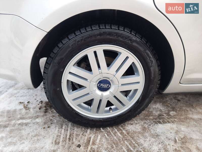 Минивэн Ford C-Max 2007 в Рава-Русской