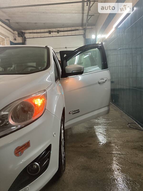 Мінівен Ford C-Max 2016 в Житомирі