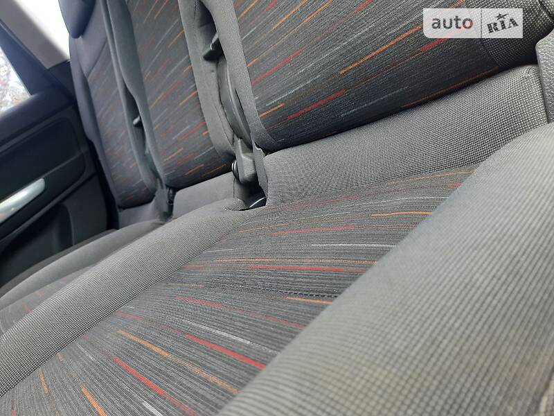 Мінівен Ford C-Max 2010 в Дрогобичі