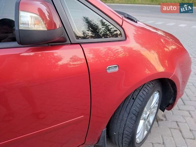 Мікровен Ford C-Max 2009 в Самборі