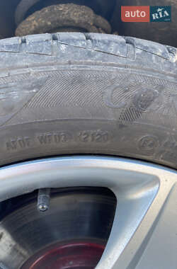Мінівен Ford C-Max 2010 в 