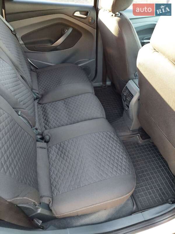 Микровэн Ford C-Max 2014 в Новгород-Северском фото 22 Микровэн Ford C-Max 2014 в Новгород-Северском