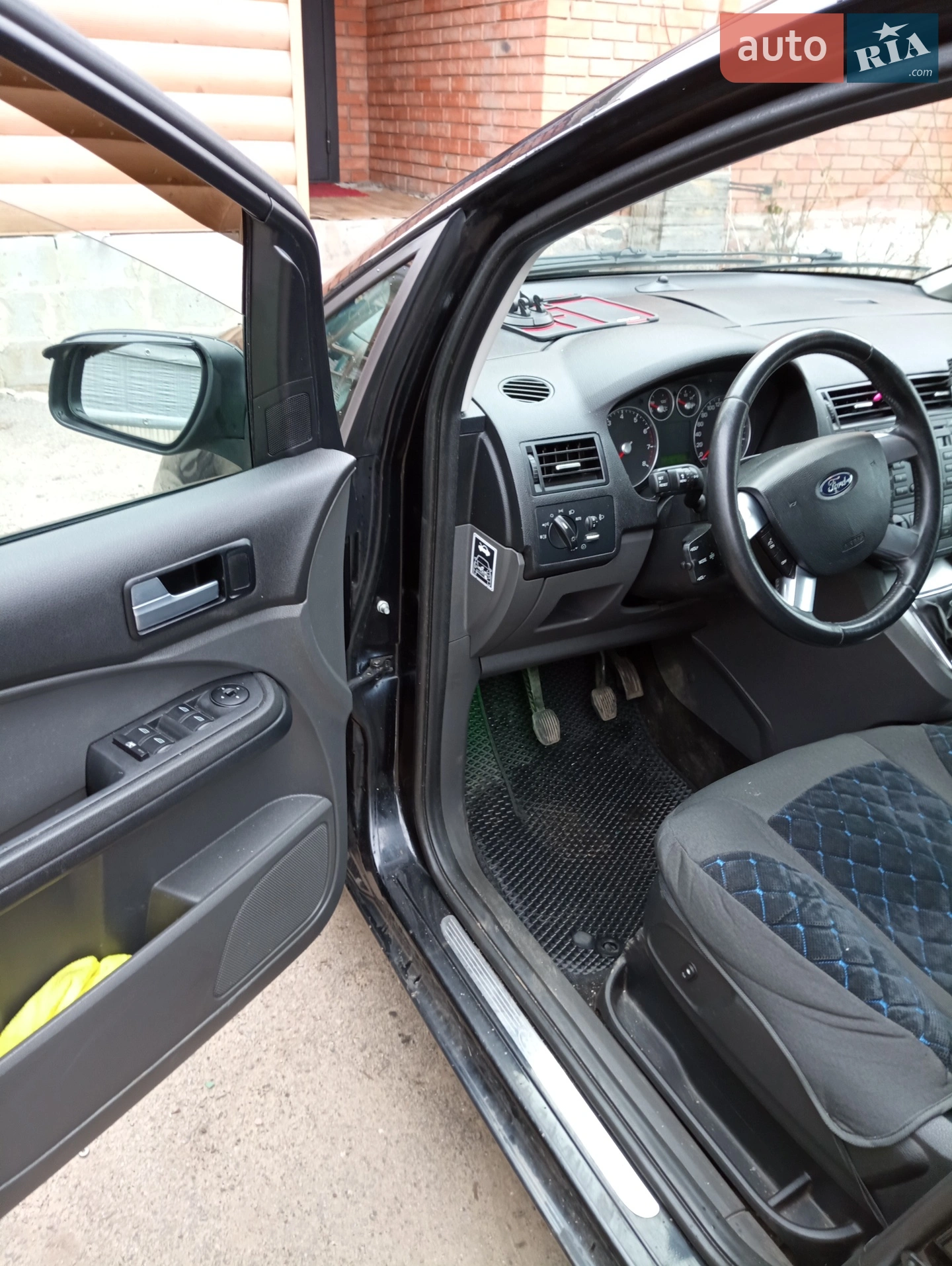 Ford C-Max 2004 VIN WF0MXXGCDM4D24931 фото оголошення 4 з 12