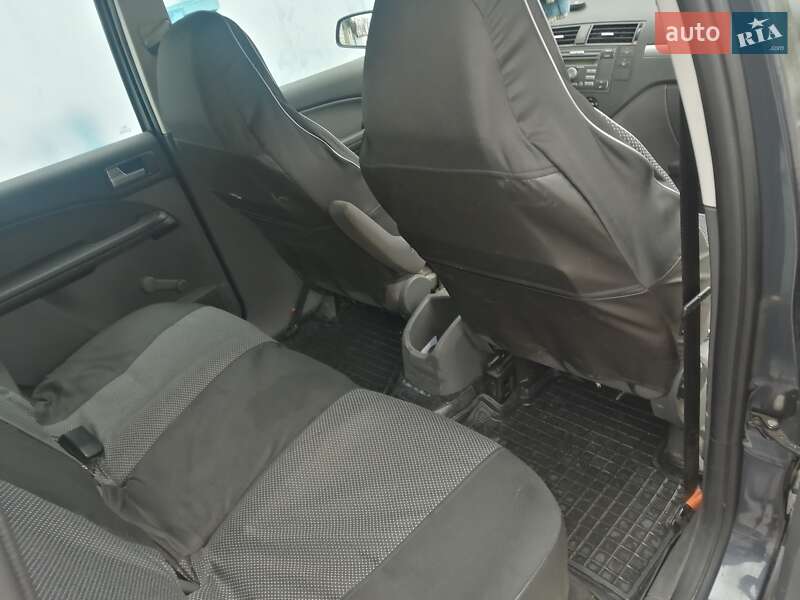 Минивэн Ford C-Max 2005 в Первомайске