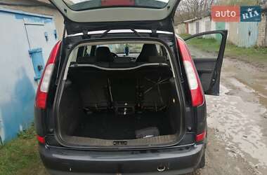 Мінівен Ford C-Max 2005 в 
