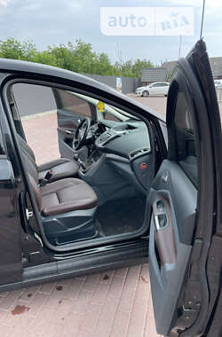 Мікровен Ford C-Max 2013 в Сарнах