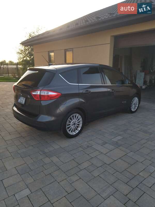 Минивэн Ford C-Max 2016 в Владимире