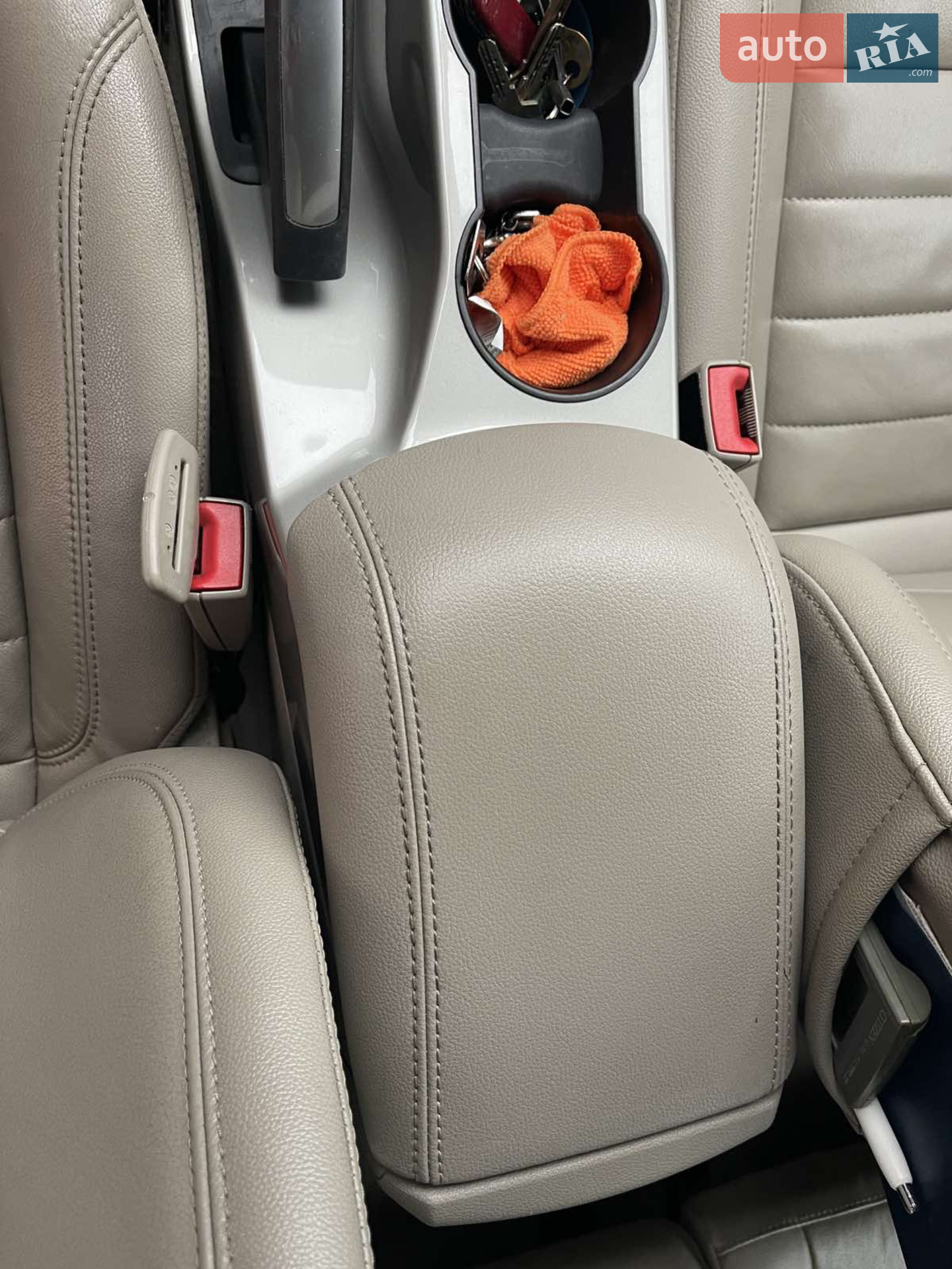 2015 Ford C-MAX - мініатюра 29