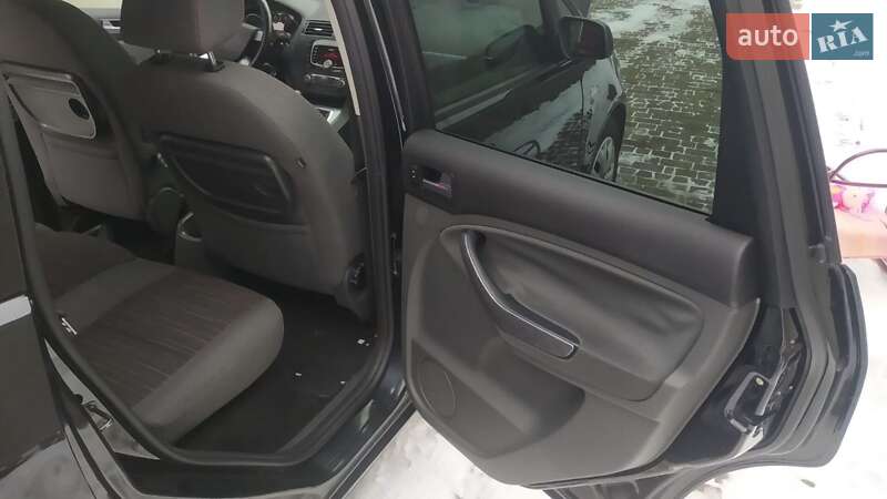 Минивэн Ford C-Max 2008 в Кременце