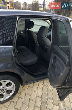 Минивэн Ford C-Max 2010 в 