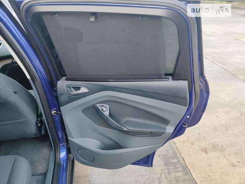 Минивэн Ford C-Max 2014 в Пулинах