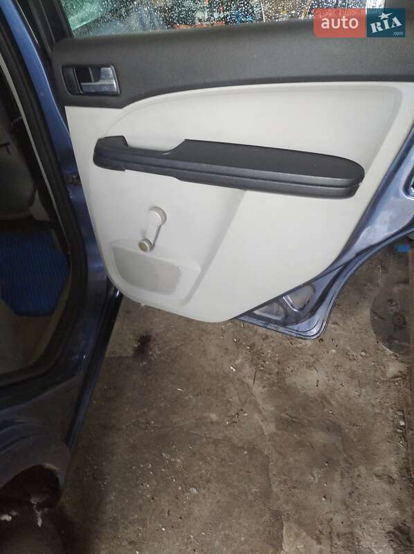 Минивэн Ford C-Max 2004 в Миргороде