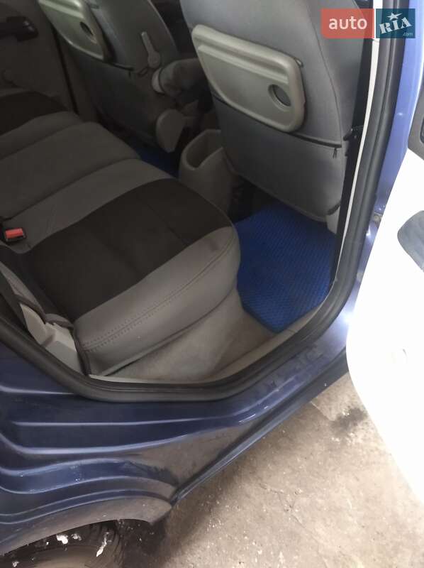 Минивэн Ford C-Max 2004 в Миргороде