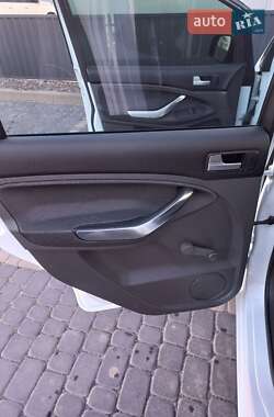 Минивэн Ford C-Max 2010 в 