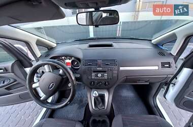 Минивэн Ford C-Max 2010 в 