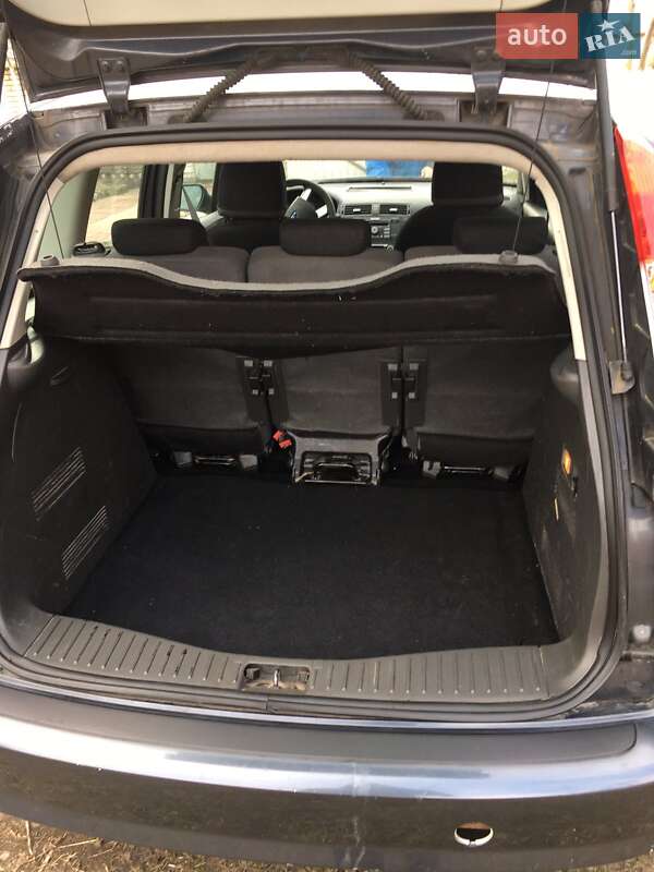 Мінівен Ford C-Max 2007 в Остер