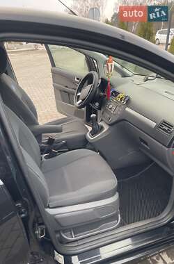 Минивэн Ford C-Max 2005 в Вараше
