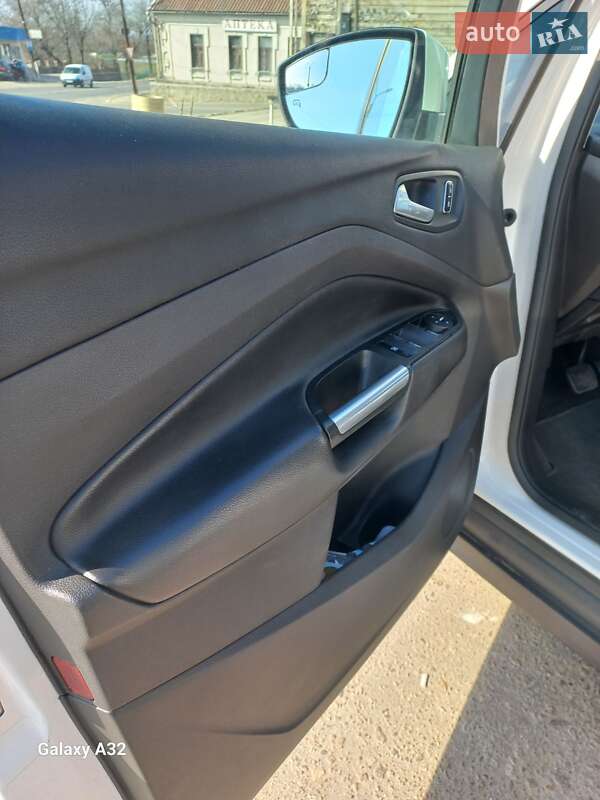 Минивэн Ford C-Max 2014 в Первомайске фото 12 Минивэн Ford C-Max 2014 в Первомайске