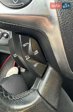 Минивэн Ford C-Max 2012 в 