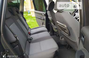 Минивэн Ford C-Max 2004 в Коломые