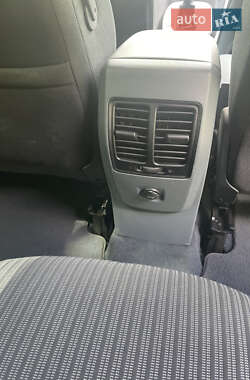 Минивэн Ford C-Max 2013 в 