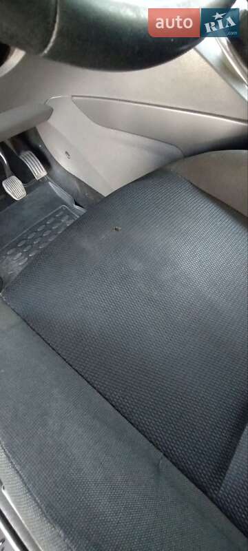 Минивэн Ford C-Max 2010 в Косове